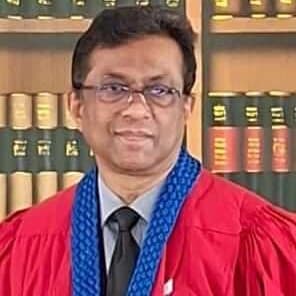 ආචාර්ය රවීන්ද්‍රනාත් දාඹරේ