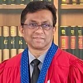 ආචාර්ය රවීන්ද්‍රනාත් දාඹරේ